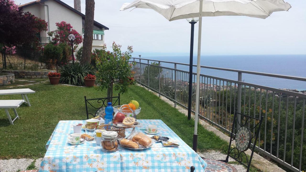 Bed and Breakfast Antemare Нолі Екстер'єр фото
